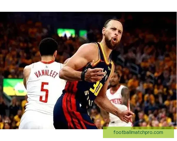 从无球跑动距离骤降看库里与勇士体系生涯巅峰差距究竟还有多远